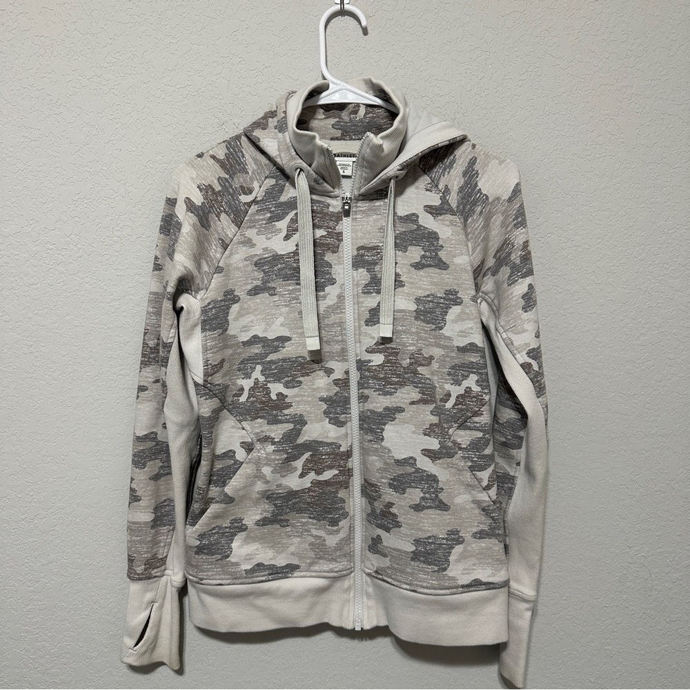 Athleta‎ Triumph Grey Camo Zip Up Jacket Womens Size Small Athletic Gym